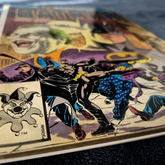 Batman Comic Book - Picture 6 of 6